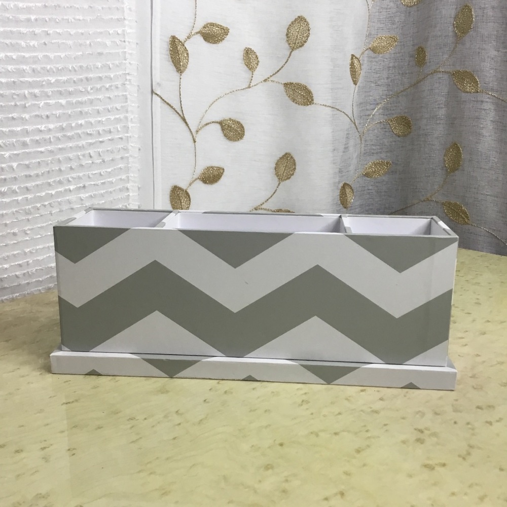 Macbeth Collection Desk Organizer - Picture 3 of 13